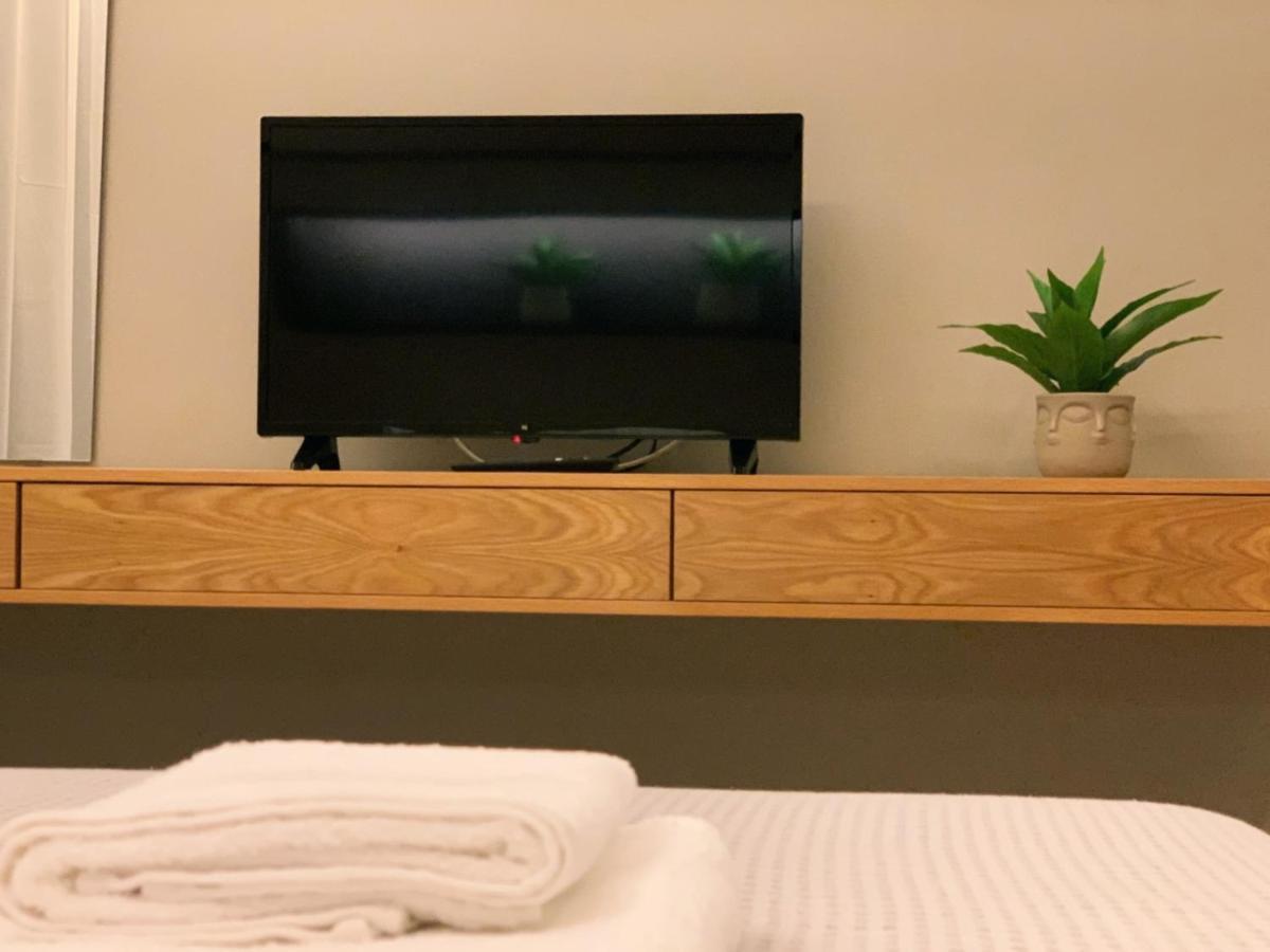 Luxury Townhouse Suite Larissa Exteriör bild